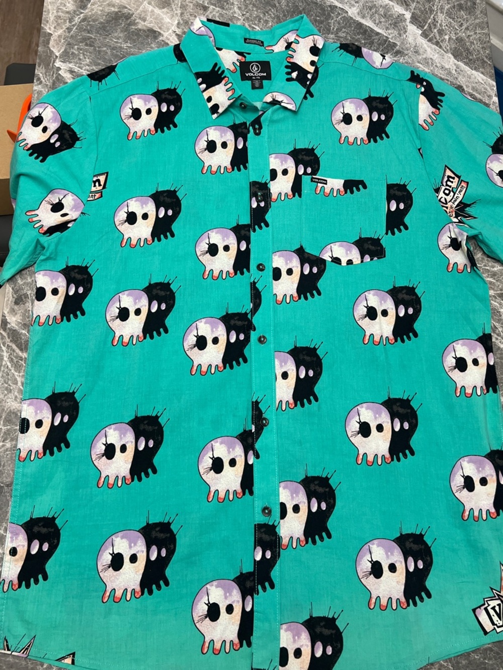 Volcom Teal Skull Print Short Sleeve Button-Up Shirt XXL